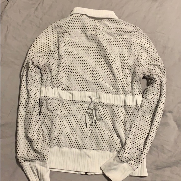 Lululemon Raja Reversible jacket / zip up - Picture 4 of 9